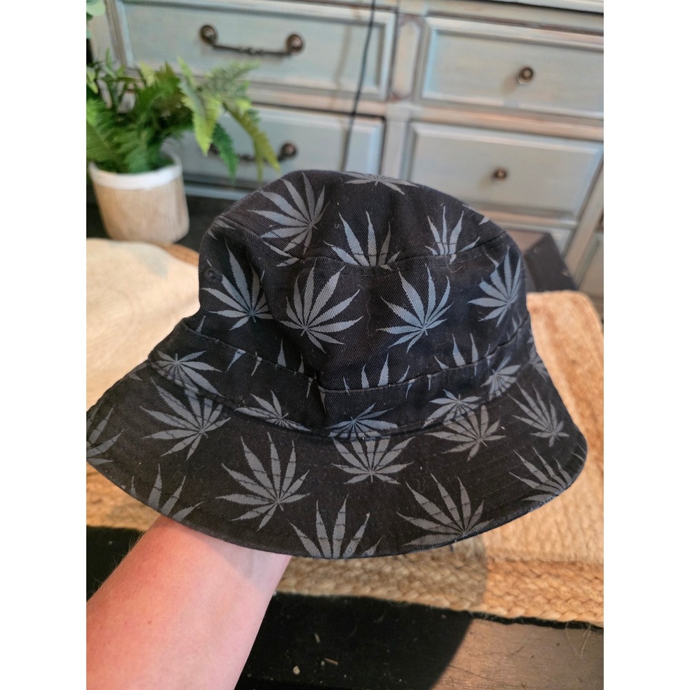 Premium Black Bucket Hat Grey Leaf Print 100% Cotton One Size Streetwear